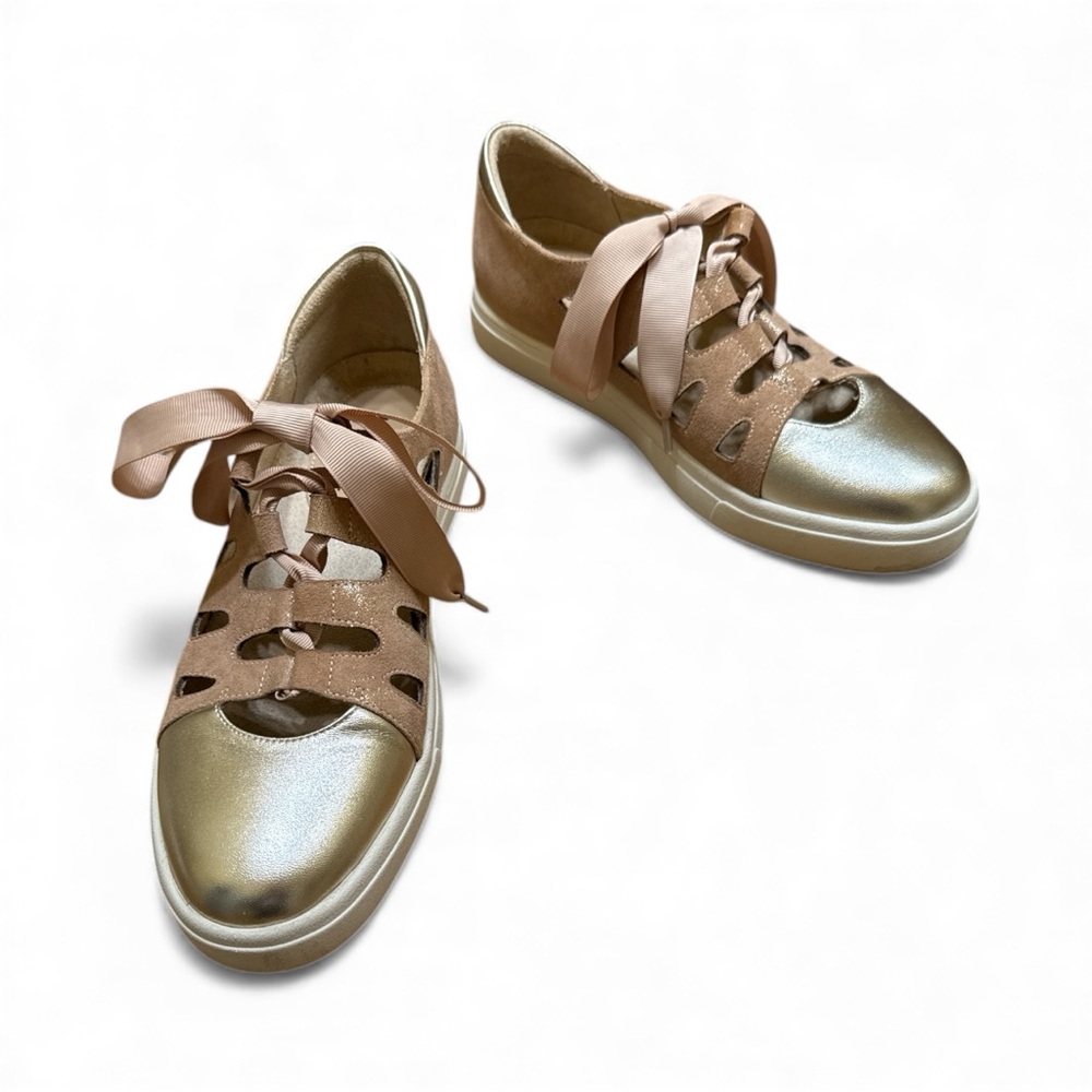 Vaneli Sport Odar Cut Out Sneaker With Ribbon Laces Size 8 - Picture 8 of 10
